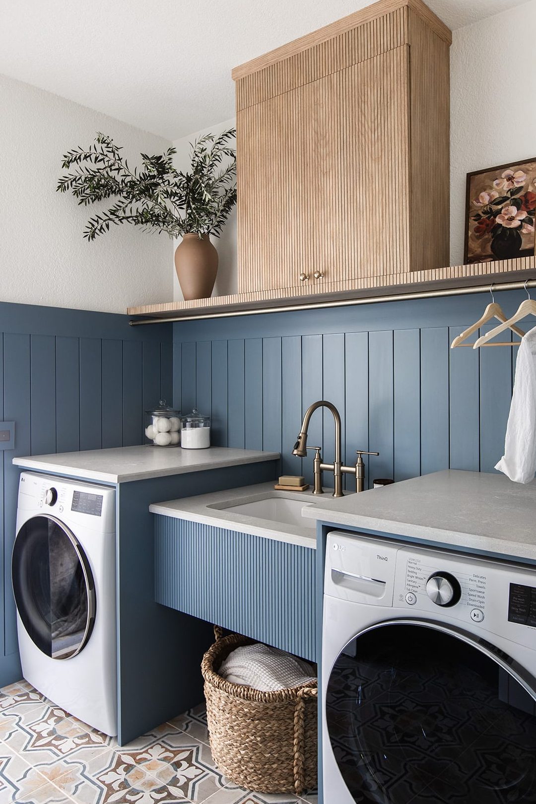 dobi lucky sky laundrette