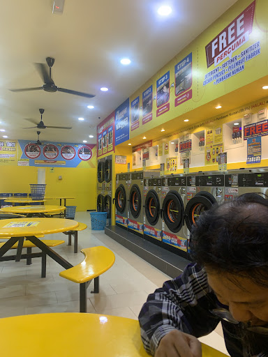 LaundryBar Self Service Laundry Mega Store Anggerik Desa, Tanjong Malim