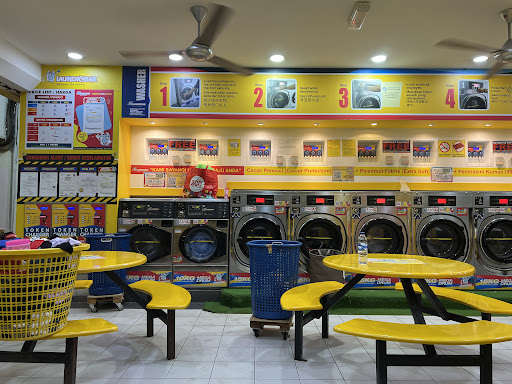 LaundryBar Self Service Laundry Mega Store Presint 8(2) LaundryBar Self Service Laundry Mega Store Presint 8(2)