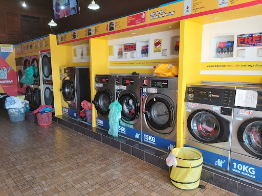 Laundrybar market kelibang