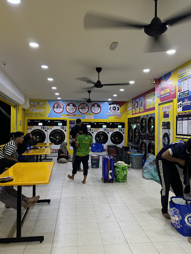 LaundryBar Self Service Mega Store Laundry Bukit Lakota, Jeli