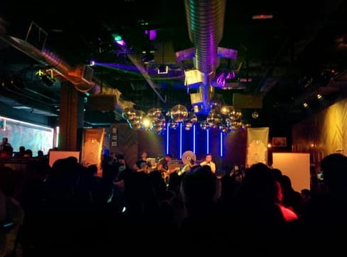 Laundry Bar di Sandakan, Malaysia: Destinasi Malam Terbaik untuk Hiburan dan Muzik Live 1 laundry bar di sandakan malaysia destinasi malam terbaik untuk hiburan dan muzik live