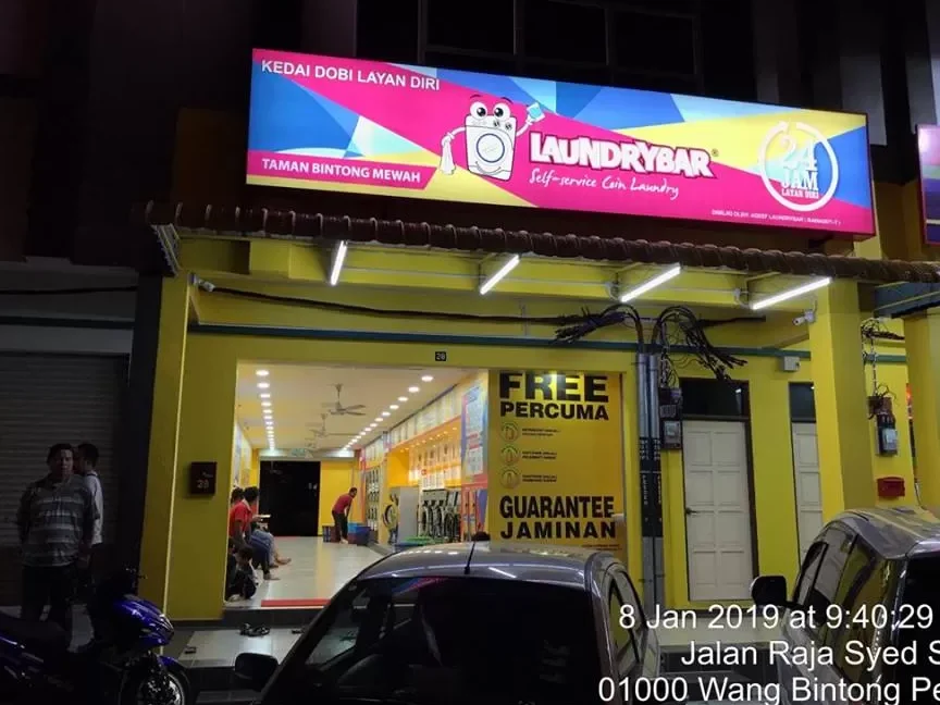 LaundryBar Self Service Laundry Taman Bintong Mewah 1 laundrybar self service laundry taman bintong mewah
