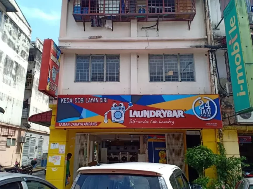 LaundryBar Self Service Laundry Taman Cahaya Alam 1 laundrybar self service laundry taman cahaya alam